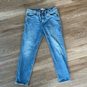 Madewell - Relaxed Tapered Jeans